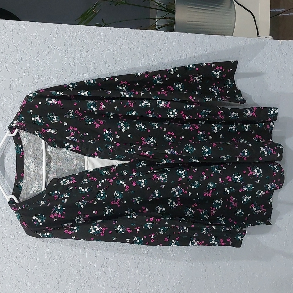 1X Woman Within floral shirt